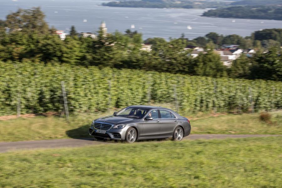  Mercedes-Benz S500 Lang AMG Line 2017 года  (WW) (фото 15 из 33)